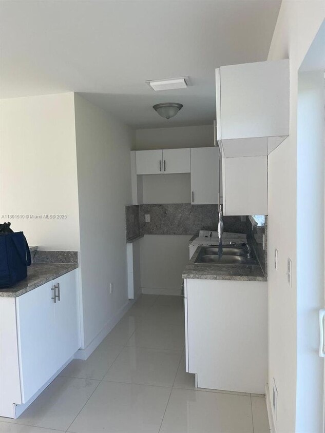 Photo - 2121 NW 72nd Street 2121, Miami, FL 33147