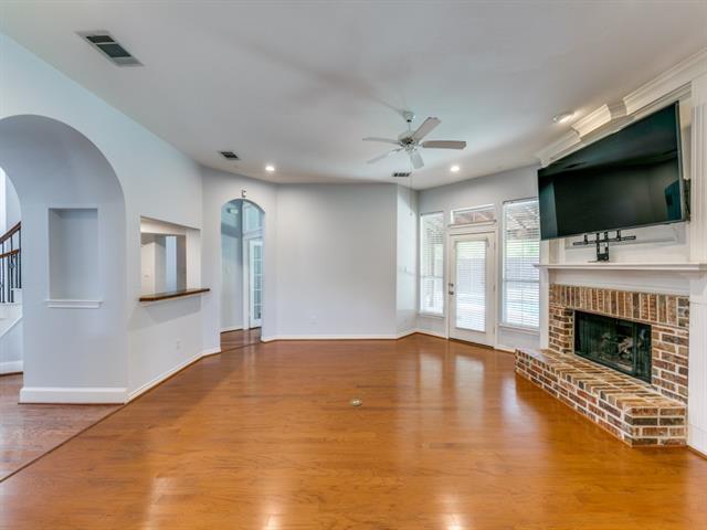 Photo - 2721 Millwood Dr