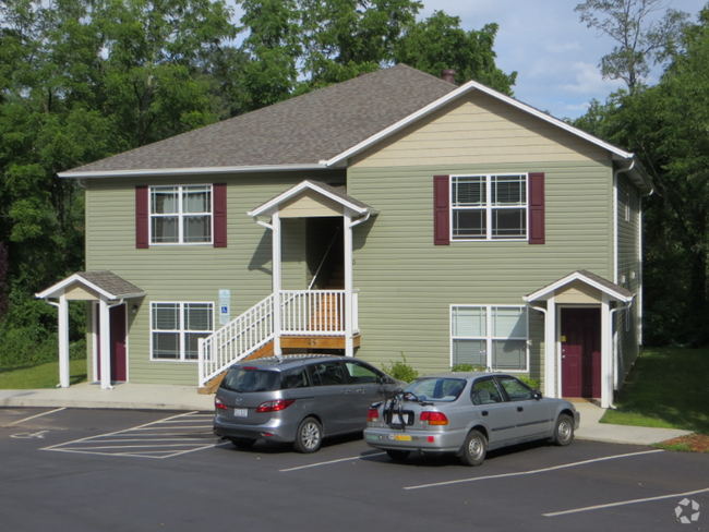 Building Photo - 35 Hillside St Unit C Rental