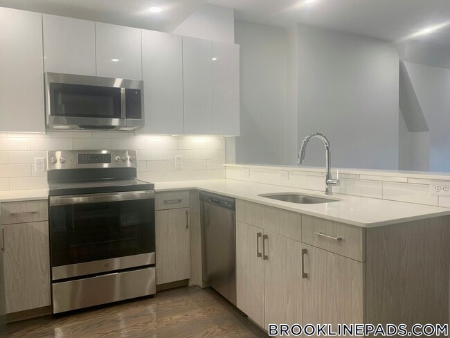 Photo - 1406 Beacon St Unidad 4