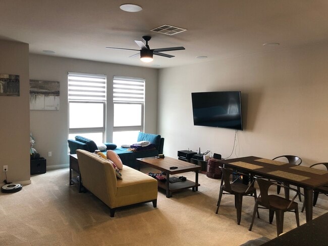 Photo - 801 S Anaheim Blvd