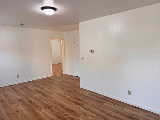 Photo - 1827 Eden Ln