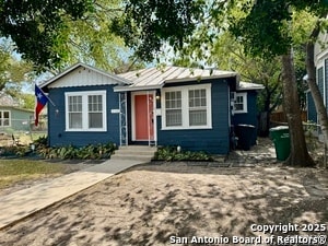 Building Photo - 118 Callaghan Ave