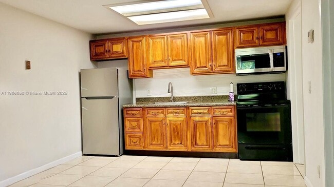 Photo - 7210 Southgate Blvd