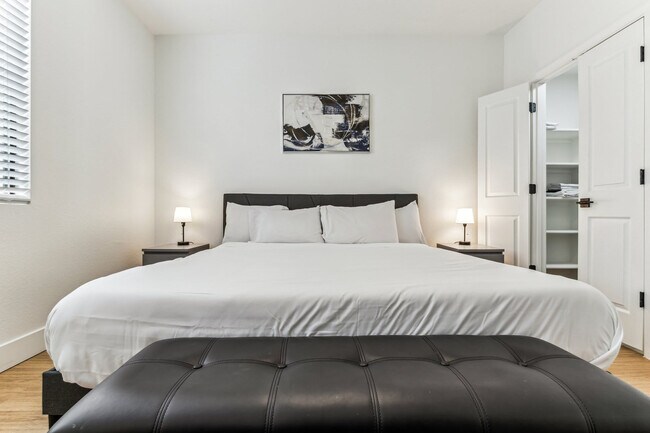 Photo - 9450 W Cabela Dr Unidad ID1055234P