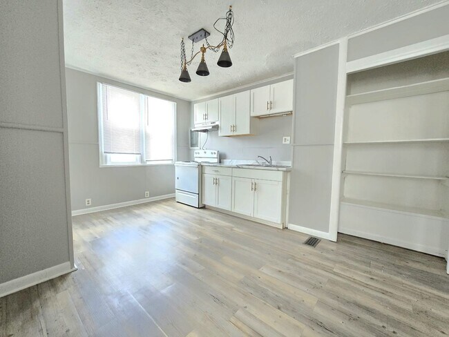 Photo - 1416 Miami St Unit 3