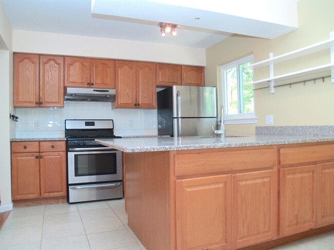 Photo - 2339 Pontiac Trail