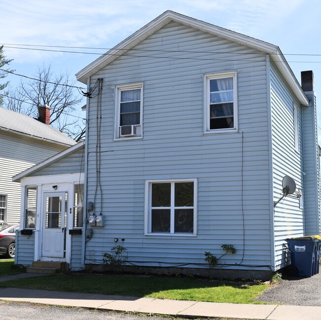 Building Photo - 88 Adaline St Unit #2