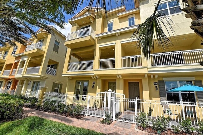 Photo - 1520 Lake George Dr