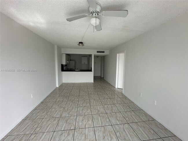 Photo - 16465 NE 22nd Ave Unit 504