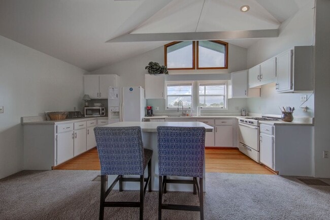 Photo - 404 Colorado Dr