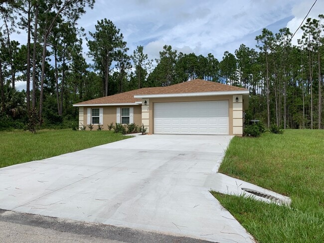 Building Photo - 36 Renshaw Dr Rental