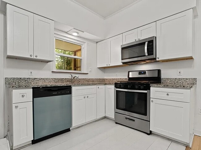 Photo - 179 Frank St