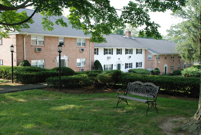 Photo - 55 Prospect St Apartments