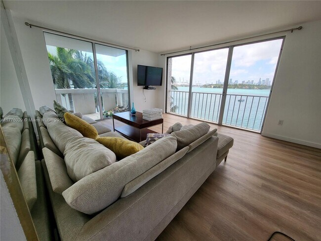 Photo - 800 West Ave Condo Unit 412