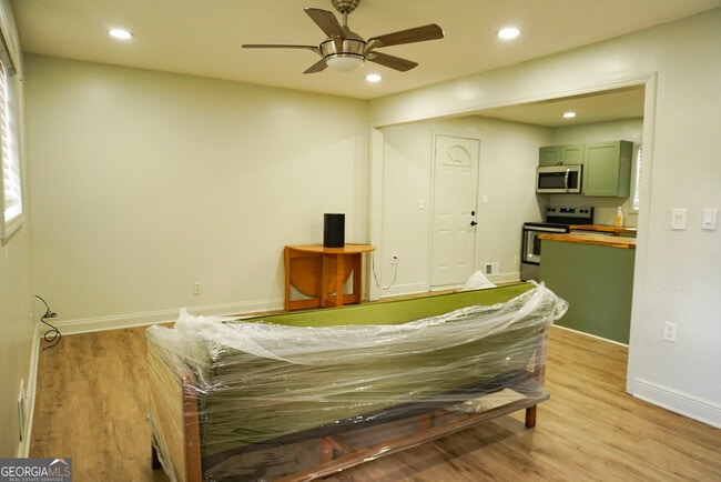 Photo - 1875 Dunlap Ave