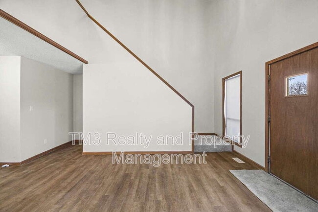 Photo - 1908 5th Ave