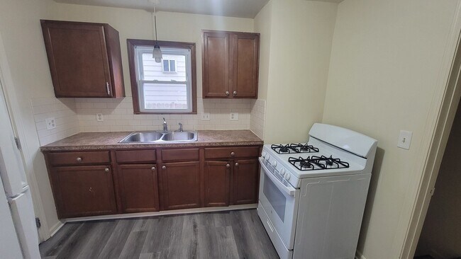 Photo - 955 Concord Ave