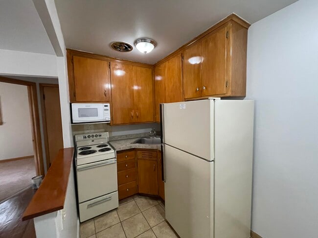 Photo - 4820 W Forest Home Ave