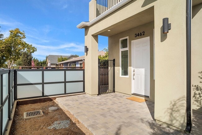 Photo - Roosevelt St. Unidad 3462