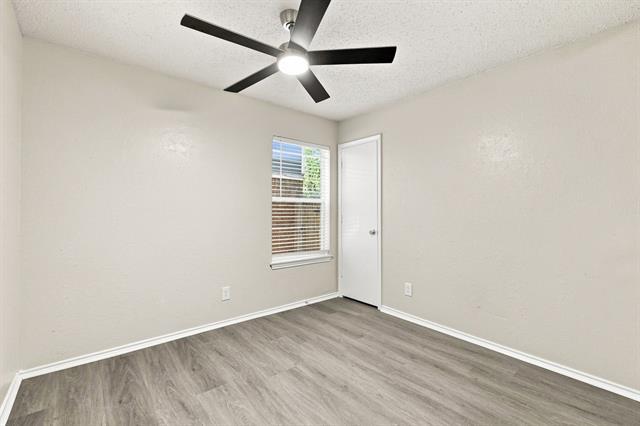 8133 Foxfire Ln
