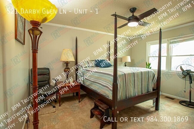 Photo - 521 Darby Glen Ln Unit 1