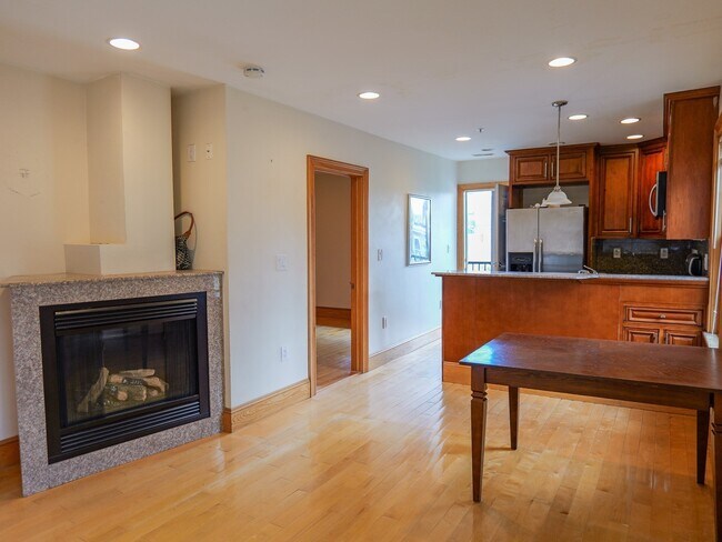 Photo - 93 Gore St Unit 3