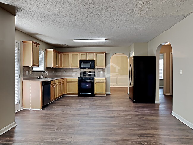 Photo - 512 Hamlet Dr
