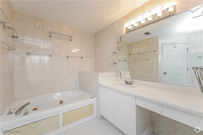 Building Photo - 1120 Cariston Ave Rental