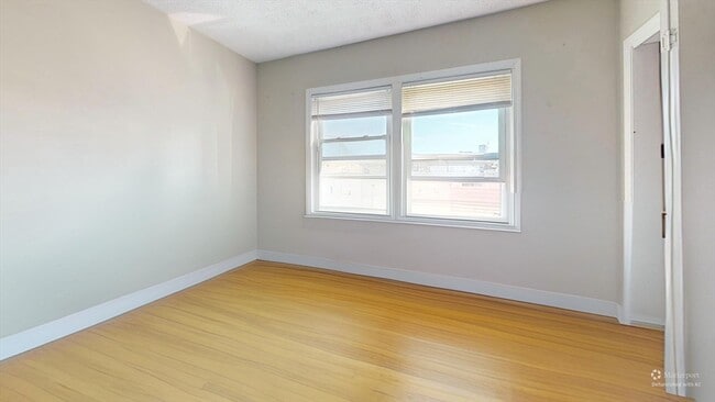 Photo - 280 McGrath Hwy Unit 3