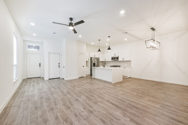 Photo - 1868 Dry Cherry Ln