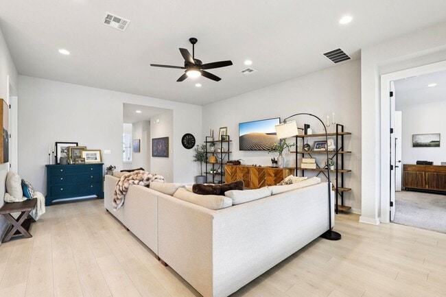 Photo - 1538 Escarpment Rd