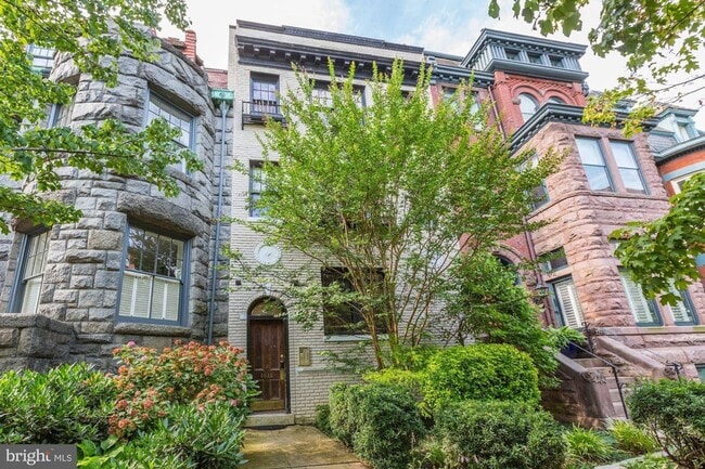 Building Photo - 1618 S St. NW Unit 4