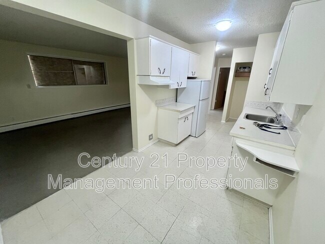 Photo - 10824 112 St NW Unit 101