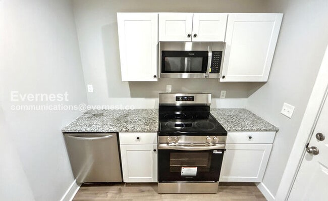 Photo - 1728 17th Ave N