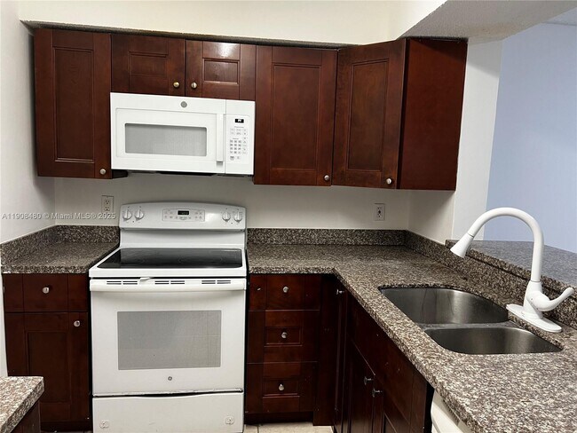 Photo - 1245 SW 46th Ave Unit 1207