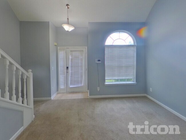 Photo - 4551 Derby Loop