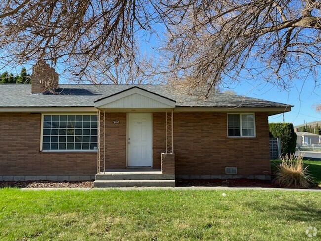 Building Photo - Cozy 2 Bedroom Duplex in Ephrata Rental