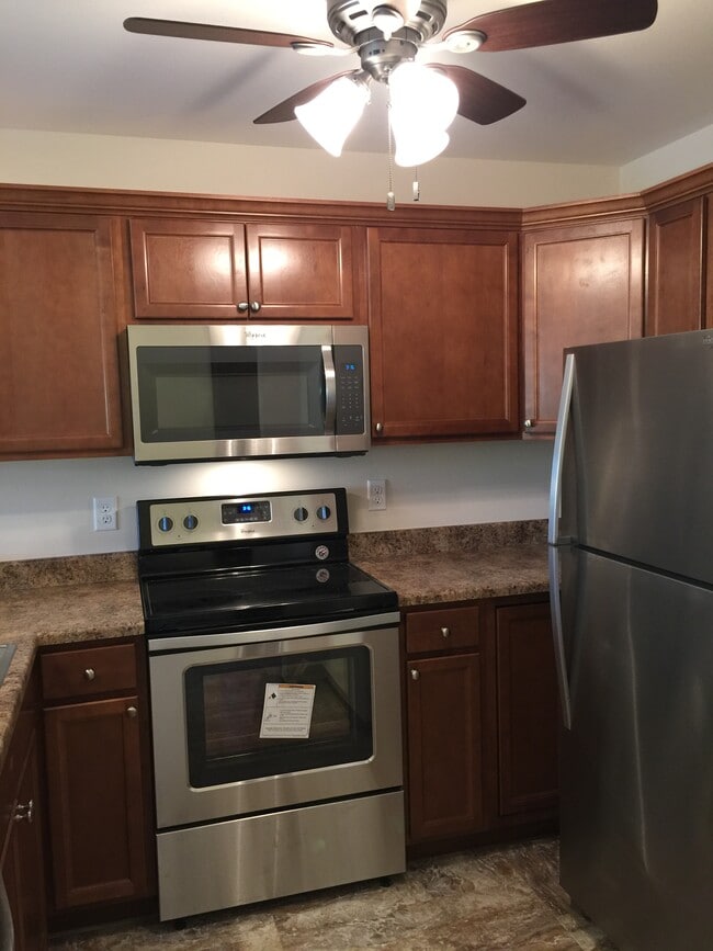 Cocina - 1902 Wrigley St Unidad 1904