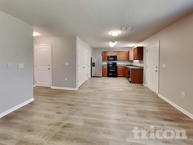 Photo - 19 Rosecroft Ln