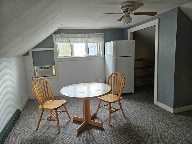 Photo - 12 The Common