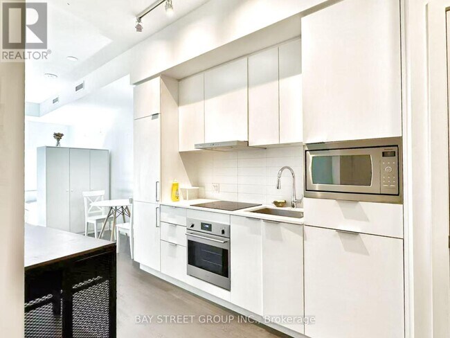 Photo - 8 Olympic Gdn Dr Unit 304