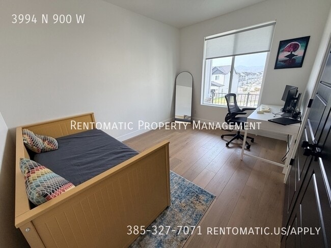 Photo - 3994 N 900 W
