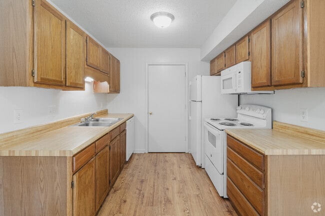 2BR, 2BR - 1,000SF - Kitchen