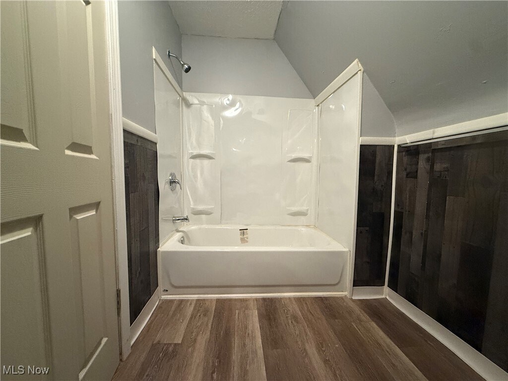 Photo - 7608 Lawnview Ave Apartamento Unidad 3