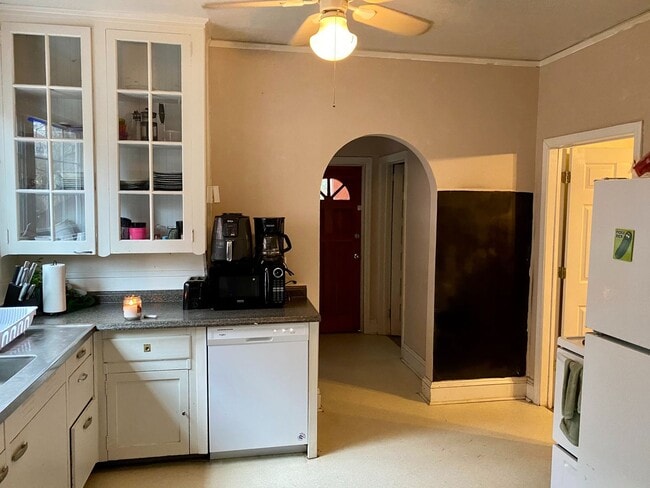 Photo - 2505 Vanderbilt Ave