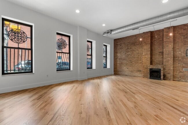 Building Photo - 69 Franklin St Unit 1 Rental