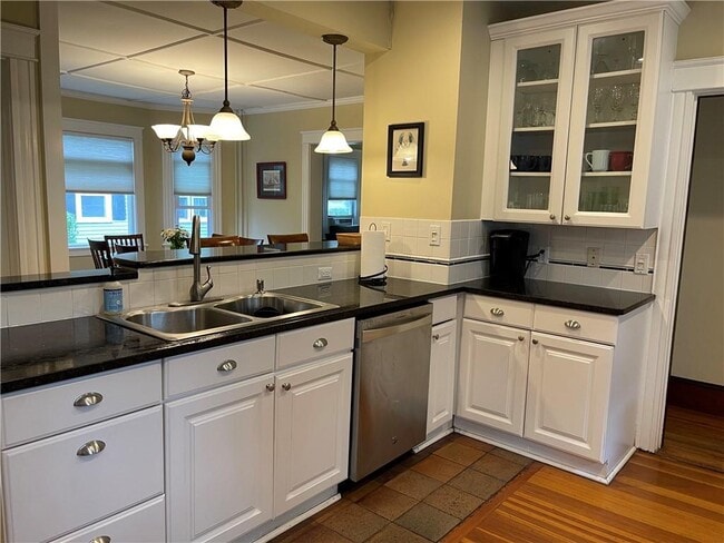 35 Annandale Rd