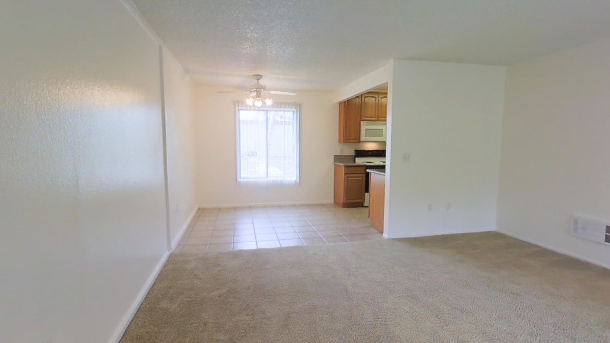 Photo - Orangewood Villa Apartments