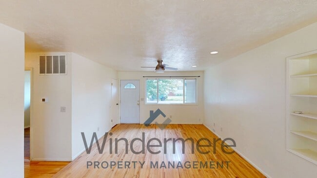 Photo - 151 E Maple St